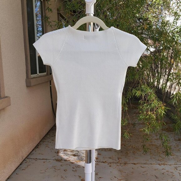 White ribbed knit top size XS/S - Picture 4 of 5